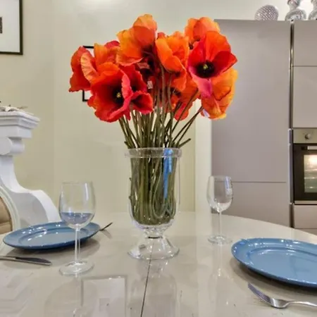 Designer Townhouse * Cospicua