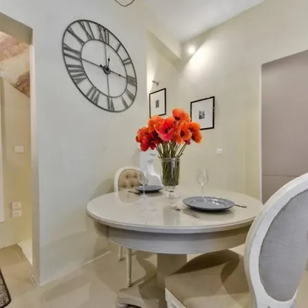 Apartment Designer Townhouse Cospicua