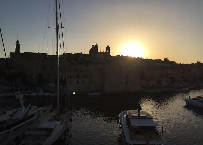 Designer Townhouse Apartament